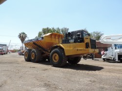 CAMION FUERA DE CARRETERA CAT D400E 0455-9